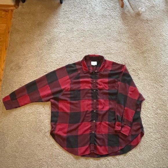 American Eagle Outfitters Red and Black Plaid Shirt - Picture 4 of 4